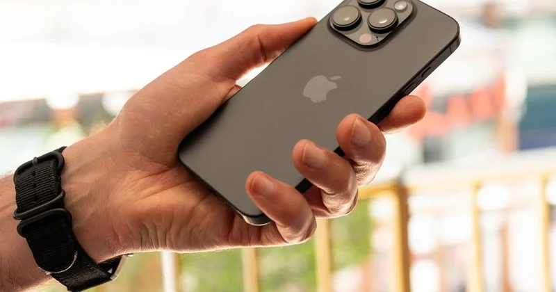 Apple da 15 yıllık dönem sona erdi! Tim Cook koltuğunu devretti