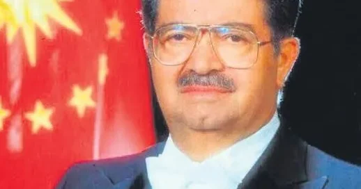 YAVUZ DONAT “Silahla değil... Siyaseten”
