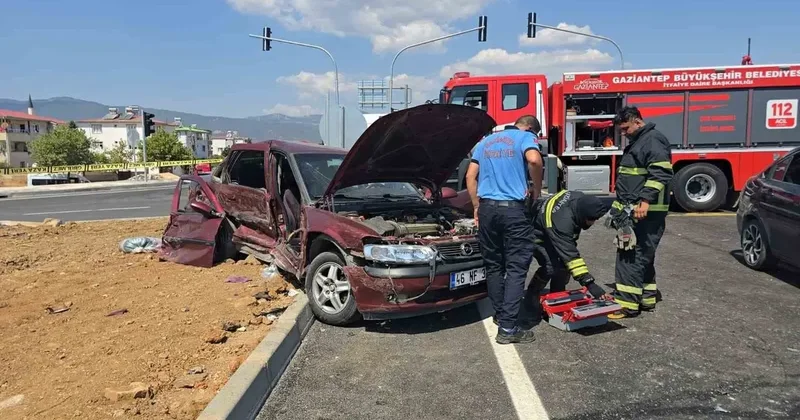 Gaziantep’te iki otomobil çarpıştı: 5 yaralı