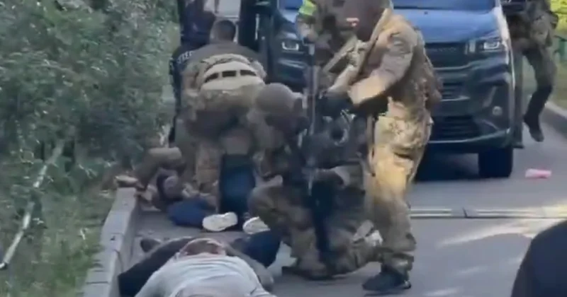 Kiev de SBU ve GUR arasında silahlı çatışma: Suikast soruşturması gerilimi Sözcü Gazetesi