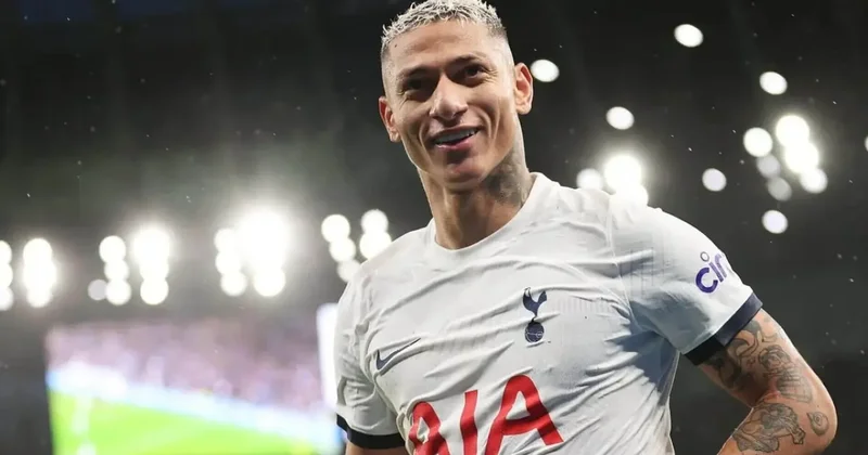 Süper Lig i sallayacak hamle! Richarlison la anlaşma sağlandı