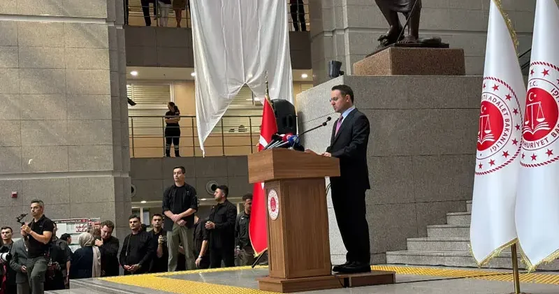 Bakan Gürlek: Terörsüz Türkiye hedefini milli birlik ve beraberliğimizin güçlenmesi bakımından önemli görüyoruz