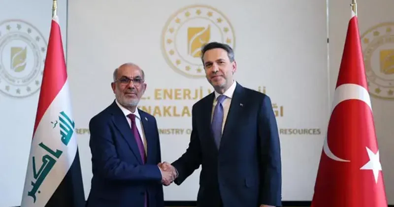 Bakan Bayraktar, Irak Petrol Bakanı Hüdeyir ile bir araya geldi
