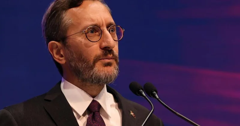 Vatikan a giden Fahrettin Altun bambaşka biri oldu! Yeni tarzı dikkat çekti