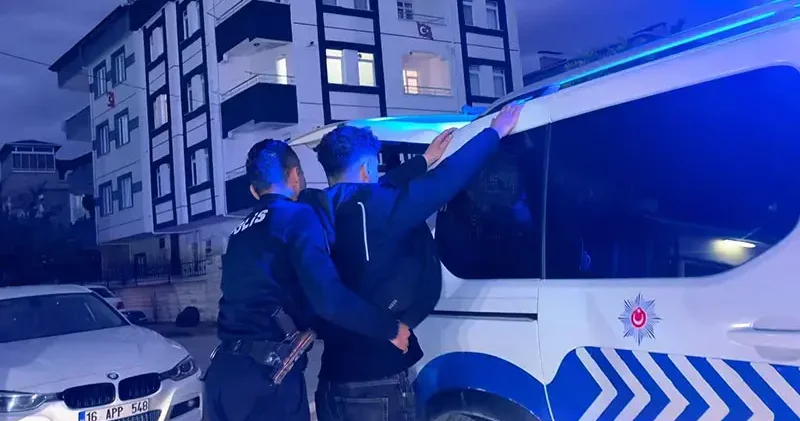 Ehliyet sınavında kopya düzeneğiyle yakalandı, 2 yıl sınavlardan men edildi