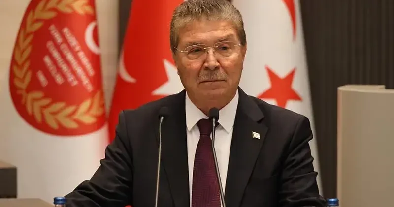 KKTC Başbakanı Üstel: Kıbrıs Türk halkı tehditlerle haklarından vazgeçirilemez