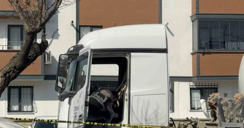 Kocaeli Darıca da sanık, tır altında 2 saat 27 dakika bekleyip kardeşini öldürdü