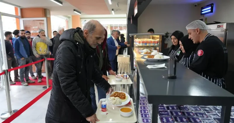 Ekmek 10 tl, yemek 55 tl, 20 bin emekliye 250 milyon TL destek