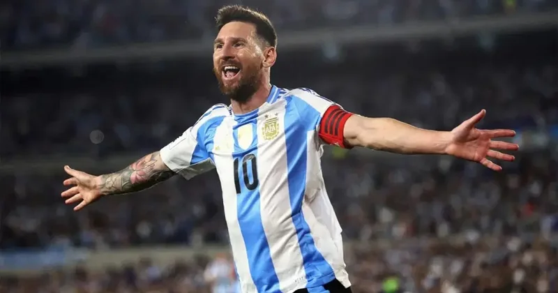 Lionel Messi, 105 yıllık tarihi takımı satın aldı
