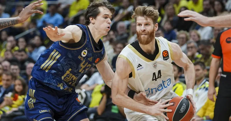 Fenerbahçe 10 sayı fark atarak kazandı! 3 te 3 yaptı