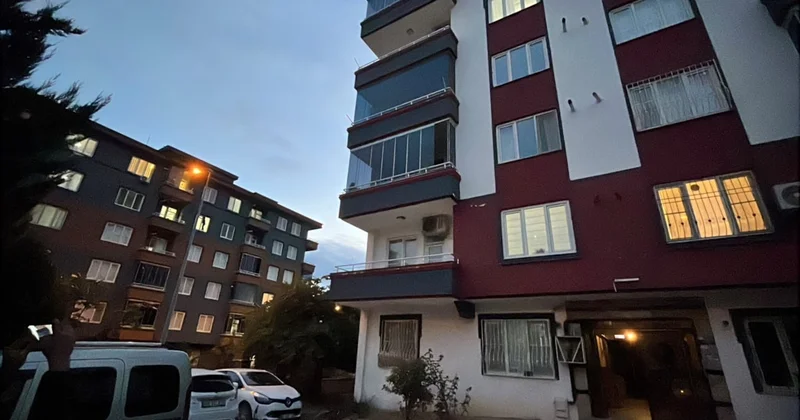 Gaziantep te aile faciası: 2 nci kattan düşen anne hayatını kaybetti, baba ve oğul yaralı Sözcü Gazetesi