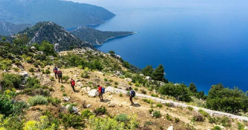 Dünyanın en güzel yürüyüş rotası belli oldu: Türkiye deki tarihi yol ilk sıraya yerleşti Sözcü Gazetesi