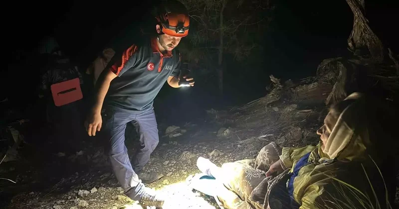 Antalya’da dağlık alanda mahsur kalan Ukraynalı kadın kurtarıldı