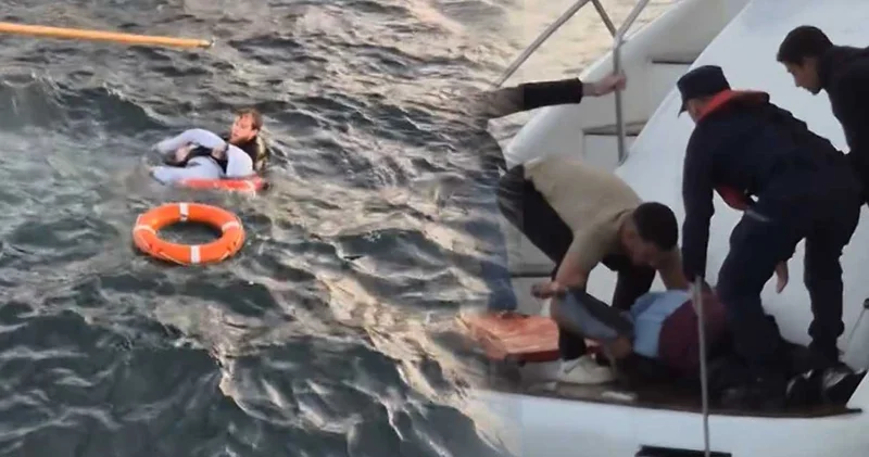 İstanbul Boğazı’nda panik anları! Denize düşen kadını suya atlayarak kurtardı