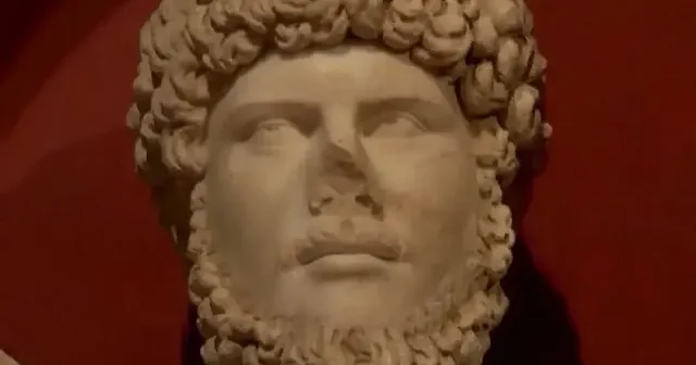 Yurt dışına kaçırılan tarihi eserlerin ana vatana dönüşü kesintisiz sürüyor: 110 parça Türkiye ye getirildi VİDEO İZLE