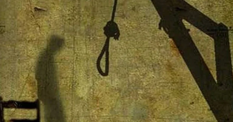 Eşini öldüren adam halkın önünde idam edildi