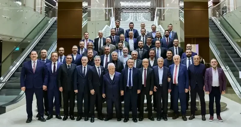 Anadolu Güçbirliği Holding den yeni dönemin ilk büyük buluşması Ekonomi Haberleri