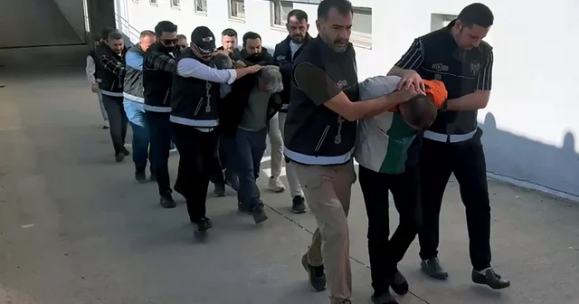 Suç örgütlerine silah ve mühimmat sağlayan çeteye operasyon; 11 tutuklama Adana Haberleri