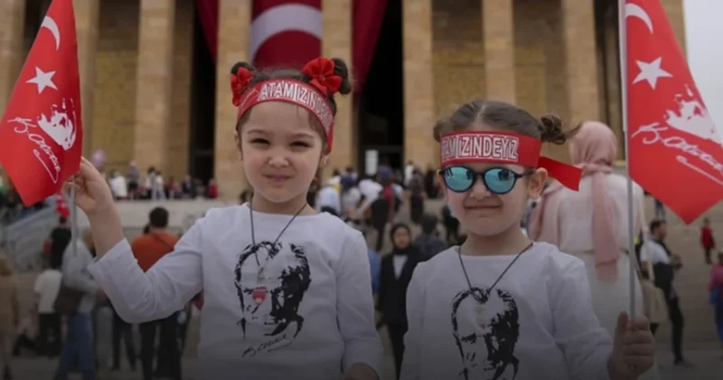 Ünlü tekstil firmasına Atatürk portresi için dava açıldı Sözcü Gazetesi