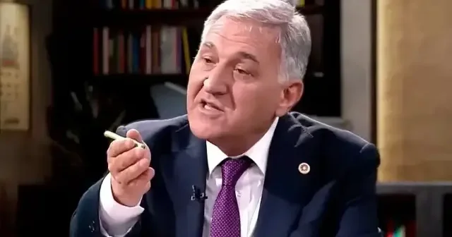 İbrahim Ufuk Kaynak Papa nın ziyaretinin iç yüzünü anlattı: Türkiye ye güç istemeye geldi VİDEO İZLE