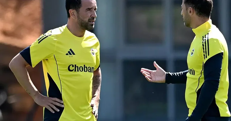 Eski milli futbolcu Gökhan Gönül derbi sonrası havalimanında gözaltına alındı