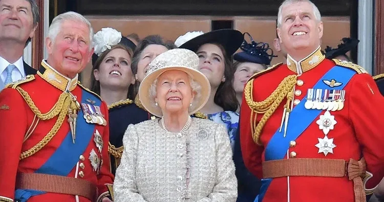 Kral kardeşi olmak onu kurtaramadı… Ağabeyinin öfkesi dinmiyor! Son hamle de geldi: Adı tarihten silinecek