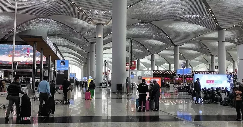 AVM ve havalimanlarında yeni dönem! 2026 da başlıyor: Otomatik şok cihazı geliyor