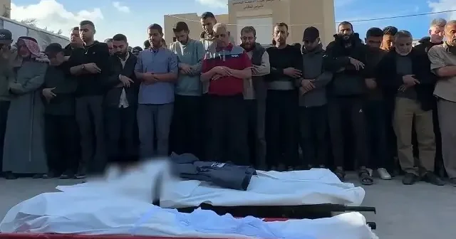 İşgalci İsrail Gazze de bir gazeteciyi daha katletti VİDEO İZLE