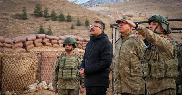 Aktütün Karakolu na üst düzey ziyaret Hakkari Haberleri