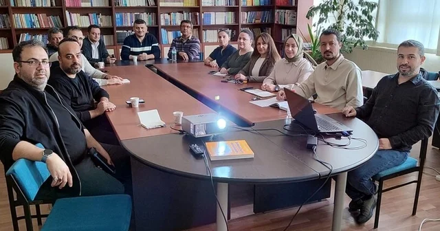 Hisarcık MYO da Bologna Bilgi Paketi ve Ders Tanım Formu Hazırlama konulu eğitim Kütahya Haberleri