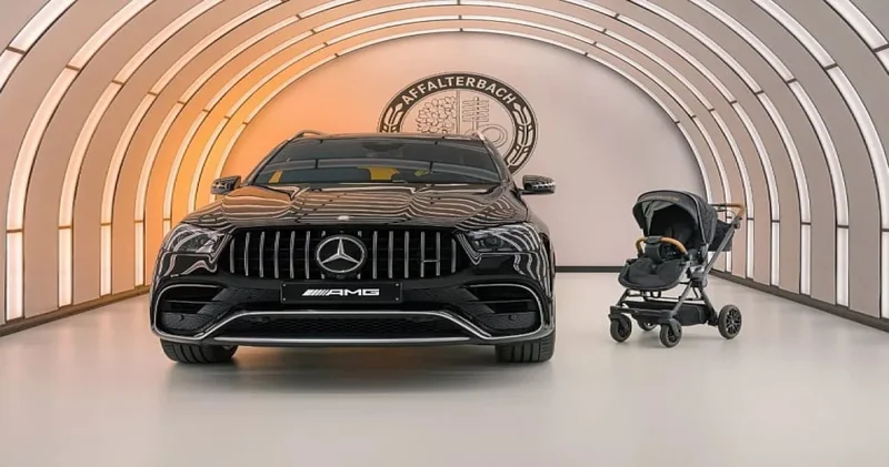 Mercedes bu kez bebek arabasıyla yollarda