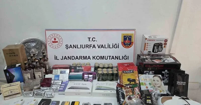Şanlıurfa’da kaçakçılık operasyonunda çok sayıda kaçak ürün ele geçirildi