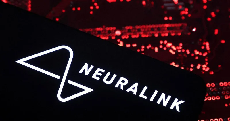 Neuralink kullanıcısı, beyin implantını gündelik cihazlarla eşleştirerek ihtiyaçlarına göre geliştirdi