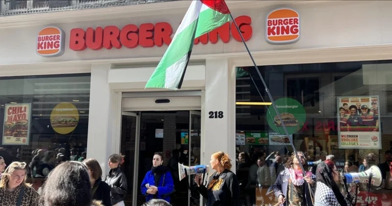 AKP li yöneticinin oğlu Burger King işletecek! Zafer Çağlayan dan devraldı