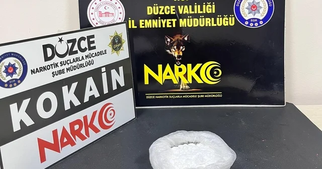 Düzce de üzerinde kokain ele geçirilen zanlı tutuklandı Düzce Haberleri