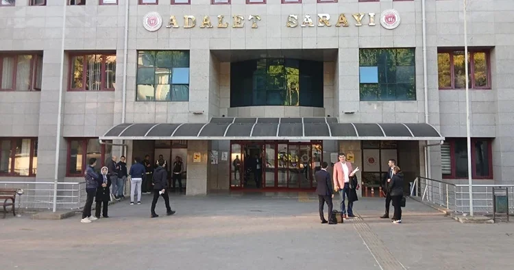 Manavgat Belediyesi soruşturmasında sanıklar hakim karşısında