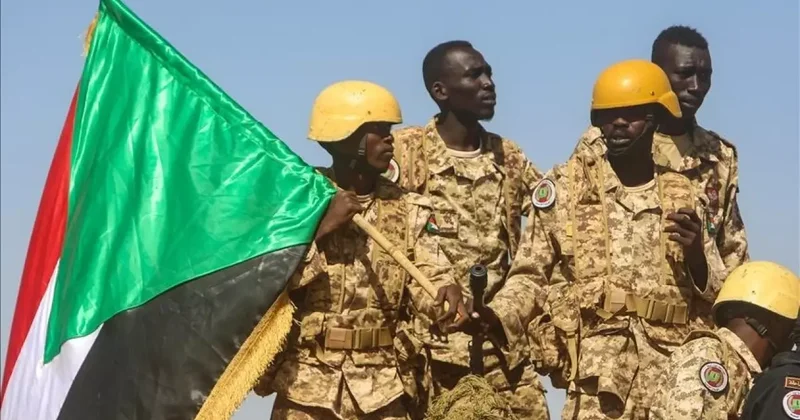 Sudan da diplomasi çöktü, kılıçlar çekildi! Petrol bölgesindeki kilit kasaba düştü!