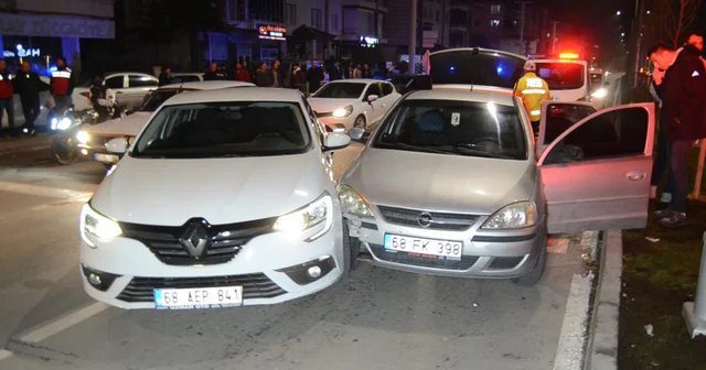 Dur ihtarına uymadı, takip sırasında Emniyet Müdürü Yardımcısının aracına çarptı Aksaray Haberleri