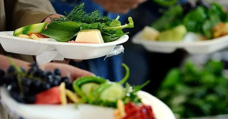 CHP li Başevirgen hesapladı: Üç çocuğun sağlıklı beslenebilmesinin aylık maliyeti asgari ücretten fazla Sözcü Gazetesi