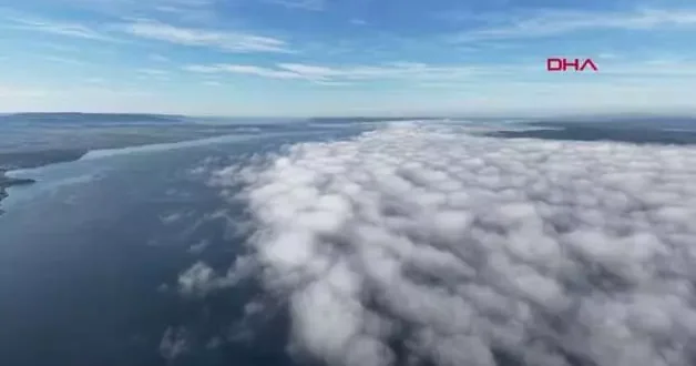 Çanakkale Boğazı ndaki sis dronla görüntülendi