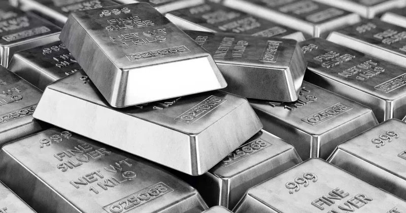 Altını ikiye katlayan gümüş bir anda düştü!