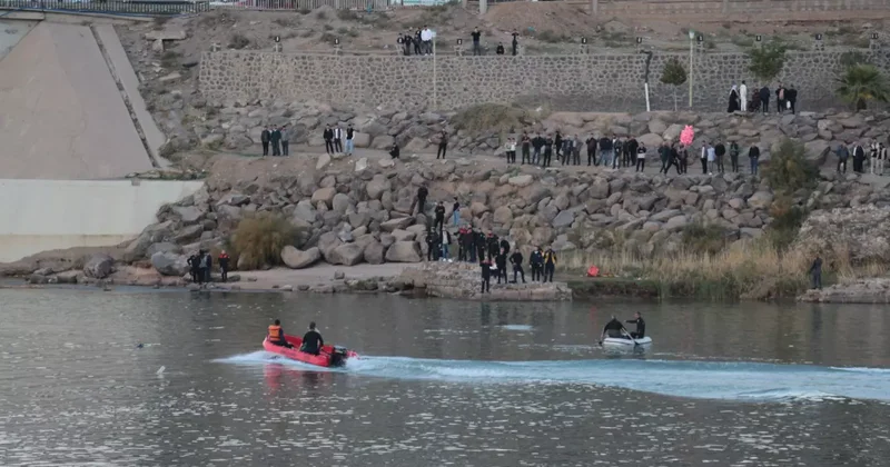 Bir terlik uğruna gözden kayboldu! Dicle Nehri ne düşen çocuktan haber alınamıyor