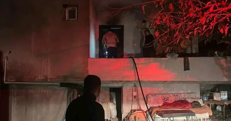 Arsuz’da müstakil ev yandı