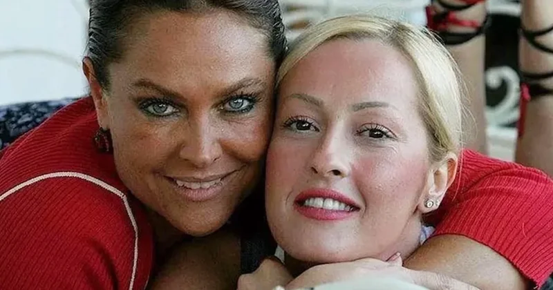 Hülya Avşar ın kardeşi Helin Avşar kaslarını sergiedi Sözcü Gazetesi