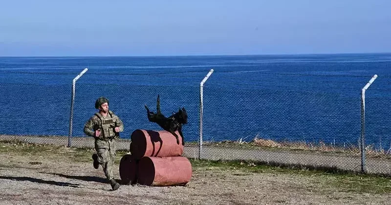 MSB den Askeri Köpekli Tim eğitimi paylaşımı
