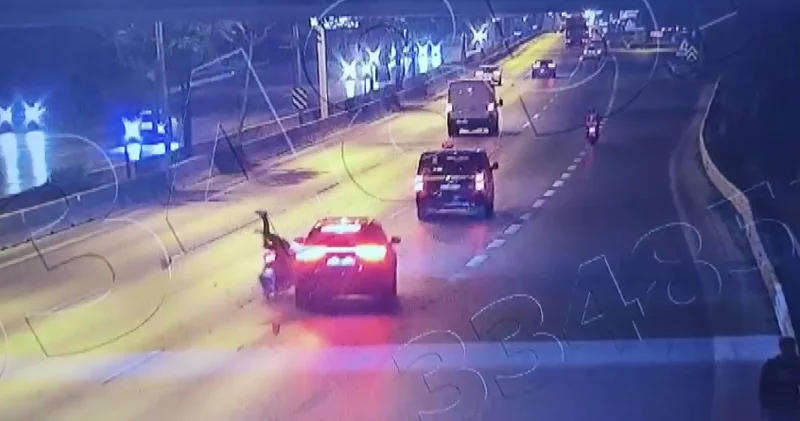 Maltepe de otomobil motosiklete çarptı İstanbul Haberleri