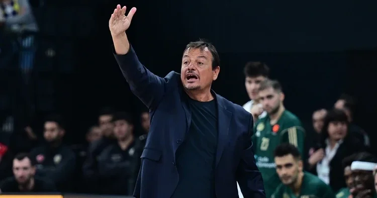Ergin Ataman dan Olympiakos mağlubiyeti sonrası sert açıklamalar!