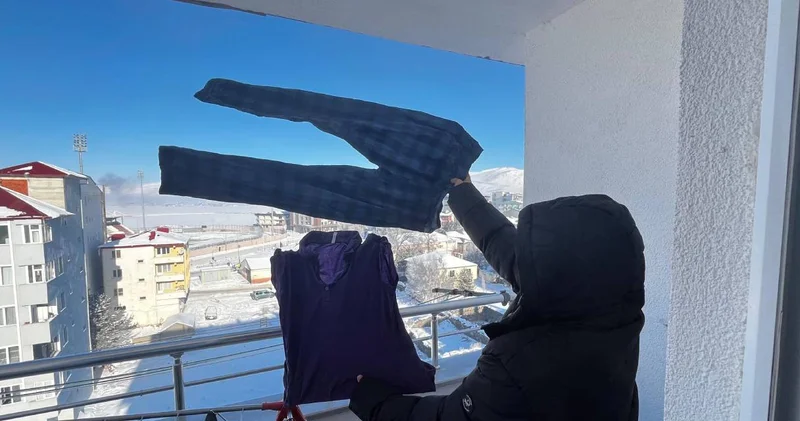 Öyle bir soğuk geldi ki tüm çamaşırlar dondu! Rekor o ilimizden geldi