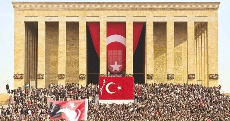 2025’te 8.242.170 ziyaretçi… Geçen yıl da Ata’ya koştuk