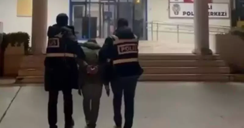 İzmir de 17 bin 280 sentetik hap ele geçirildi; 1 gözaltı